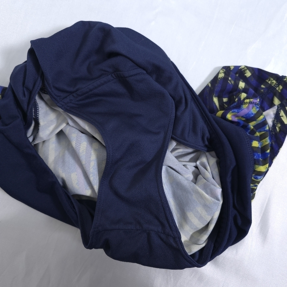 Athleta Women’s Athletic Swim Workout Striped Neon Navy Running Shorts Small - Picture 4 of 9